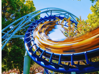 an amusement park ride in a fun thing to do in Salt Lake City with teens